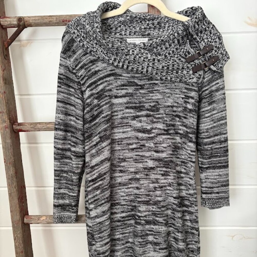 Sandra Darrern Grey and Black Sweater Dress Long Sleeved Size Large